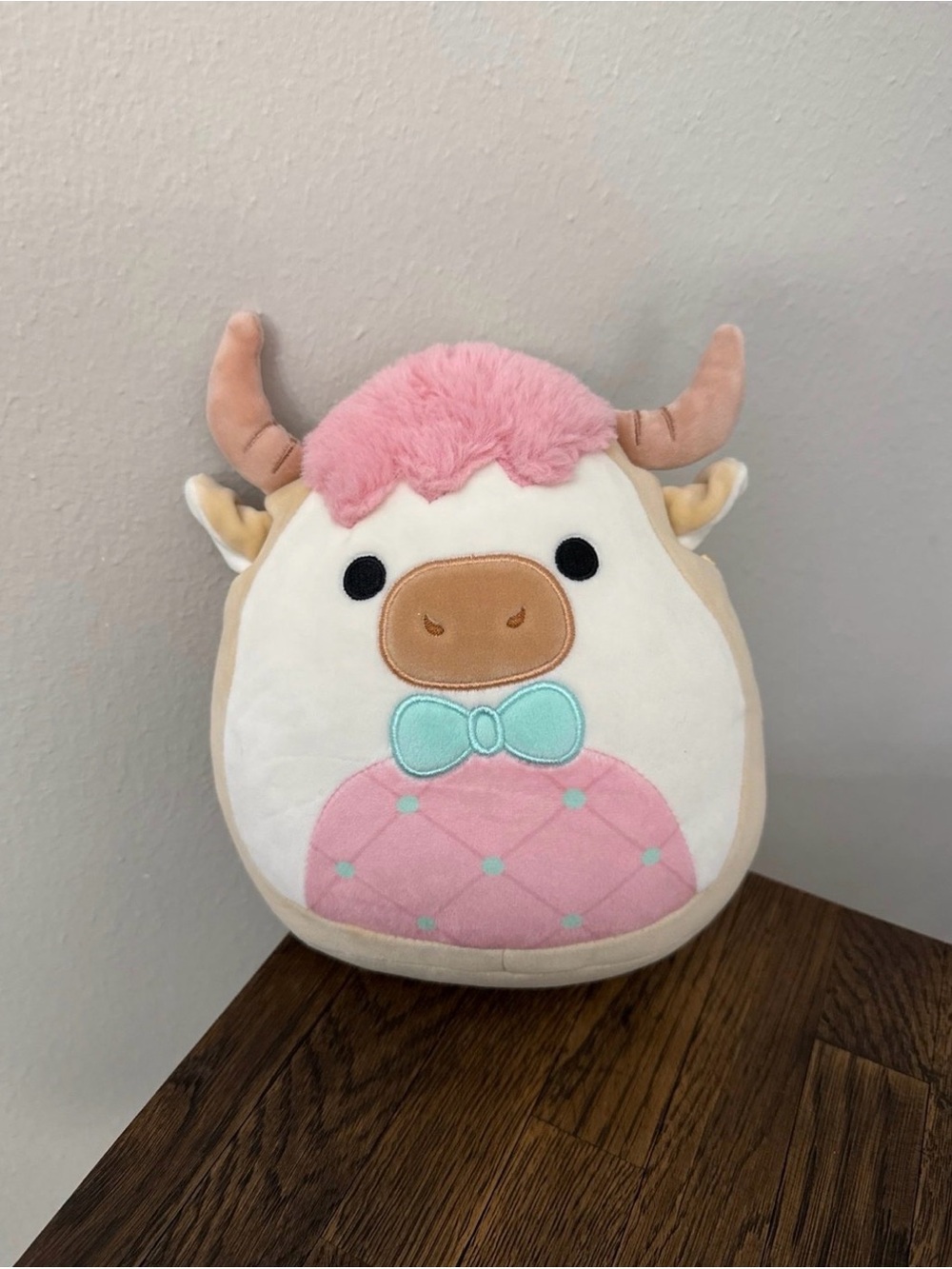 8” Squishmallows Samson the cookie highland cow plush